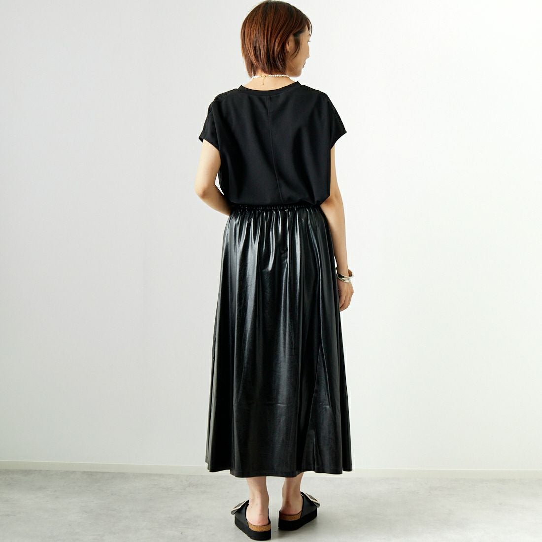 Jf Ready Made [ジェイエフレディメイド] メタリックフレアスカート [963-47841] 09 ﾌﾞﾗｯｸ &&モデル身長：167cm 着用サイズ：F&&