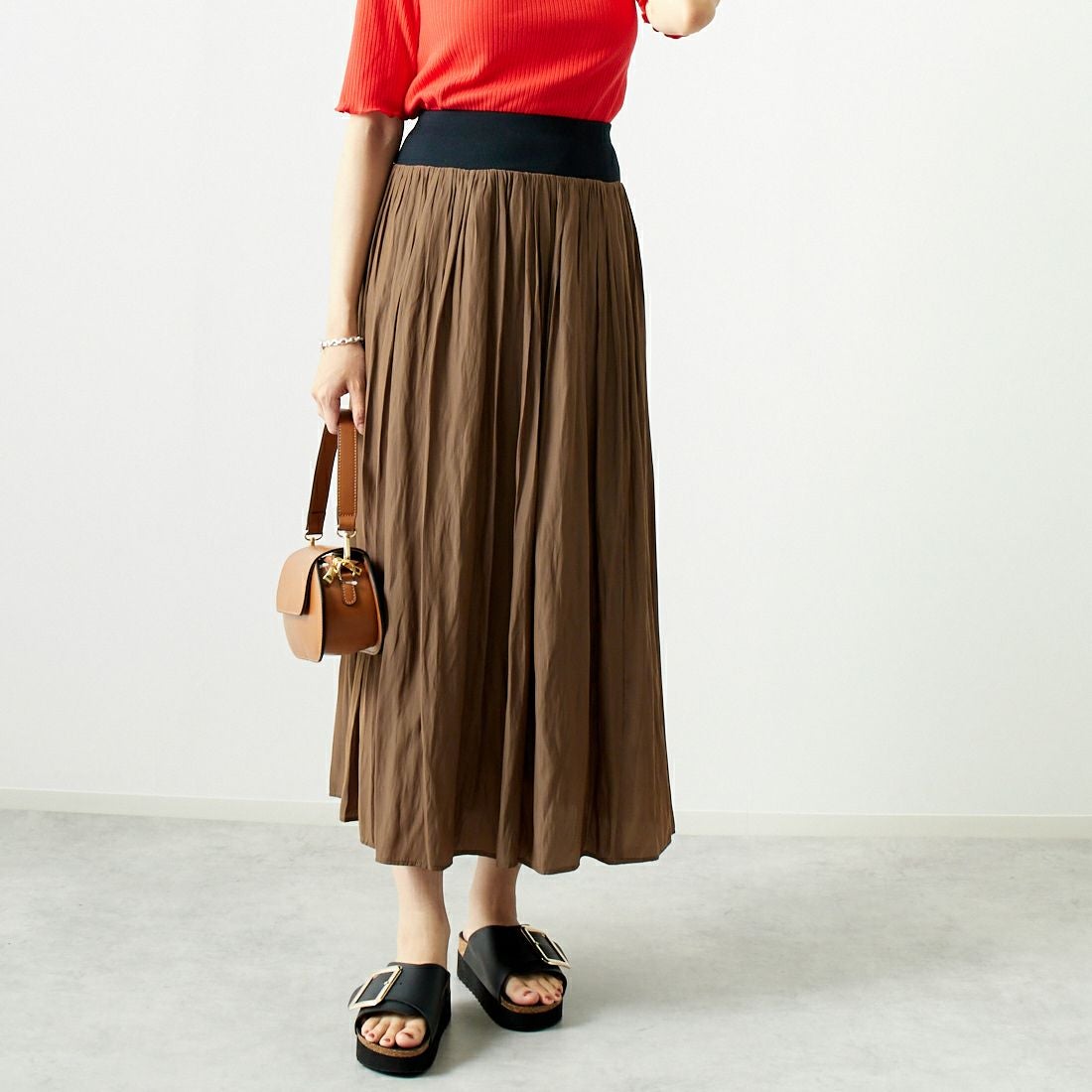 830 ﾌﾞﾗｳﾝ&&モデル身長：167cm 着用サイズ：36&&