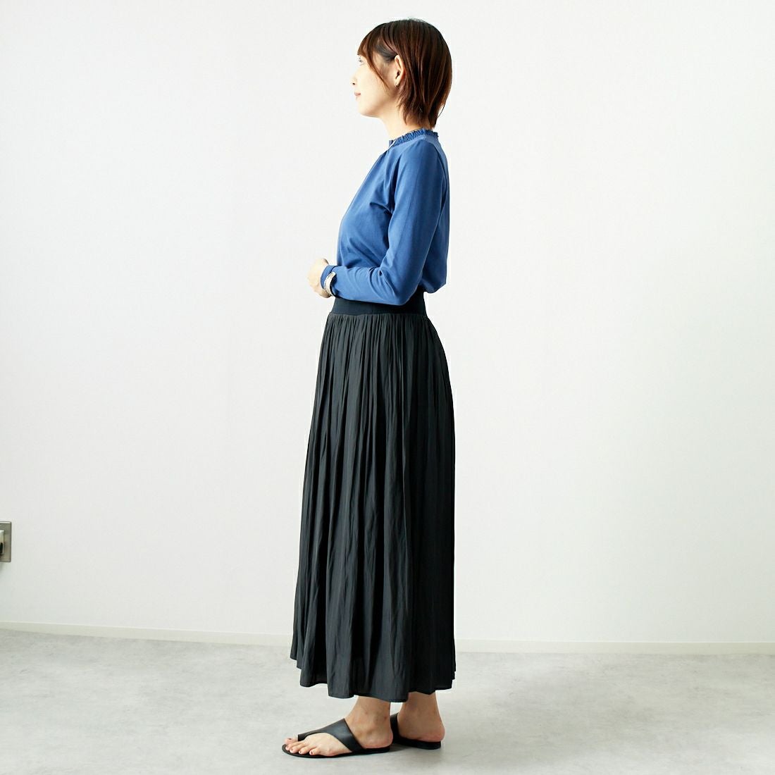 DONEEYU [ドニーユ] ヴィンテージサテン ウエストリブギャザースカート [U-2633] 042 ｽﾐｸﾛ &&モデル身長：167cm 着用サイズ：36&&