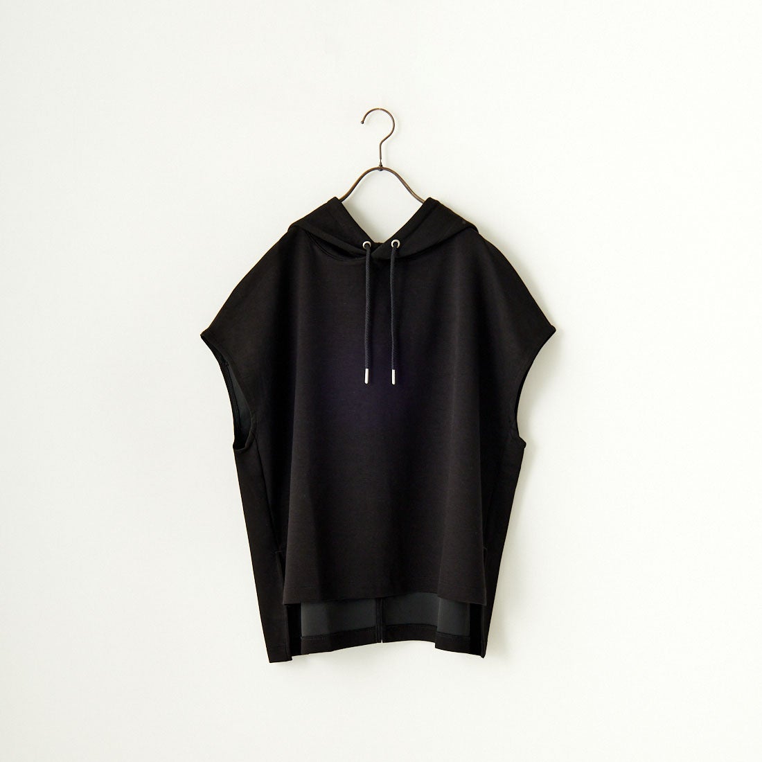 09 BLACK