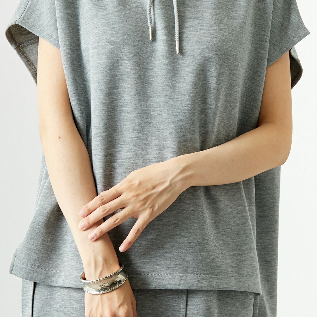 Maison de L'allure [メゾン ドゥ ラリュール] ダンボールフーディベスト [M24132054] 07 GRAY