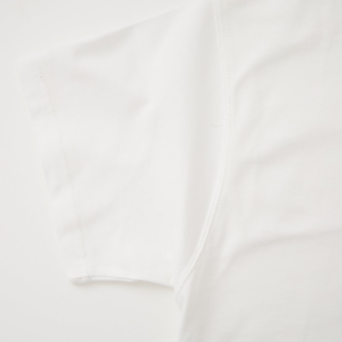 NIKE [ナイキ] NSW ショートスリーブTシャツ [DM6428] 100 ﾎﾜｲﾄ