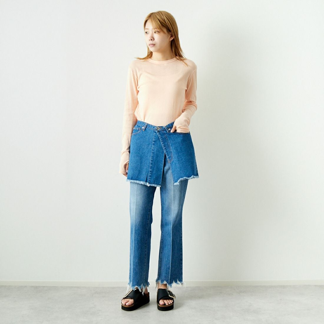 Jeans Factory Clothes [ジーンズファクトリークローズ] 2WAY デニムスカート [UDW242-2700] BLUE &&モデル身長：167cm 着用サイズ：F&&