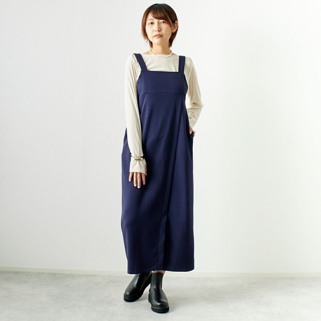 Maison de L'allure [メゾン ドゥ ラリュール] 2WAYタックスリットジャンスカ [M24132009] 16 NAVY &&モデル身長：167cm 着用サイズ：F&&