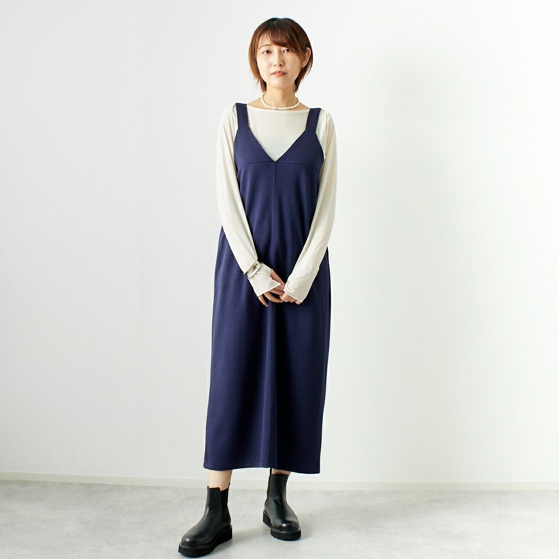 Maison de L'allure [メゾン ドゥ ラリュール] 2WAYタックスリットジャンスカ [M24132009] 16 NAVY &&モデル身長：167cm 着用サイズ：F&&