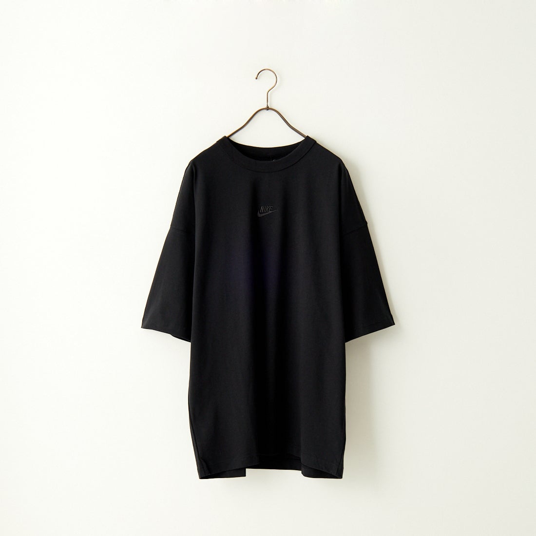 NIKE [ナイキ] プレミアム エッセンシャルTシャツ [HF9607] 010 ﾌﾞﾗｯｸ