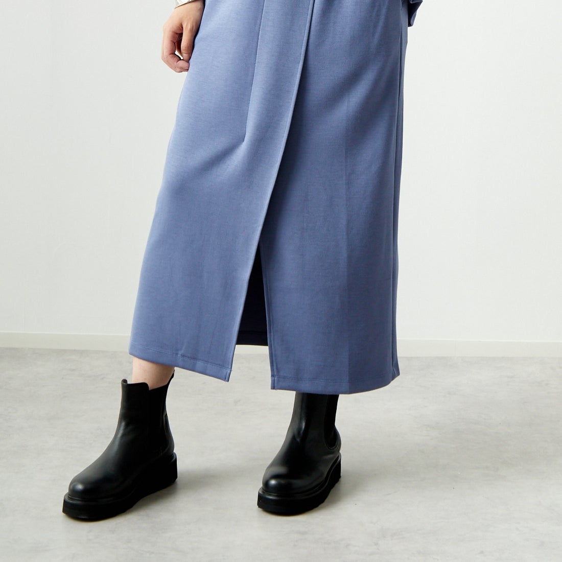 Maison de L'allure [メゾン ドゥ ラリュール] タックスリットダンボールスカート [M24132008] 12 BLUE