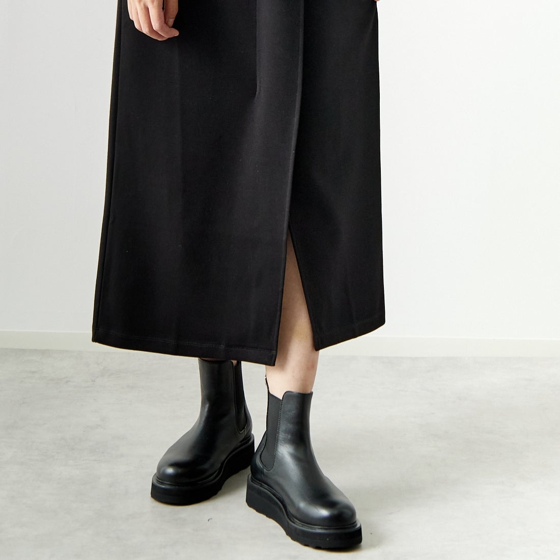 Maison de L'allure [メゾン ドゥ ラリュール] タックスリットダンボールスカート [M24132008] 09 BLACK