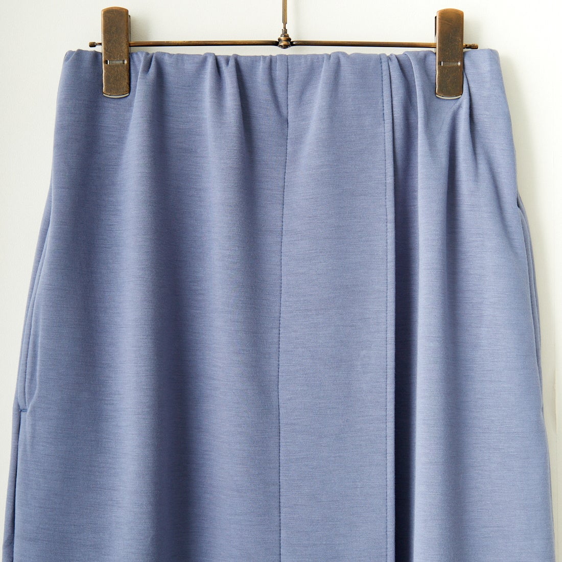 Maison de L'allure [メゾン ドゥ ラリュール] タックスリットダンボールスカート [M24132008] 12 BLUE