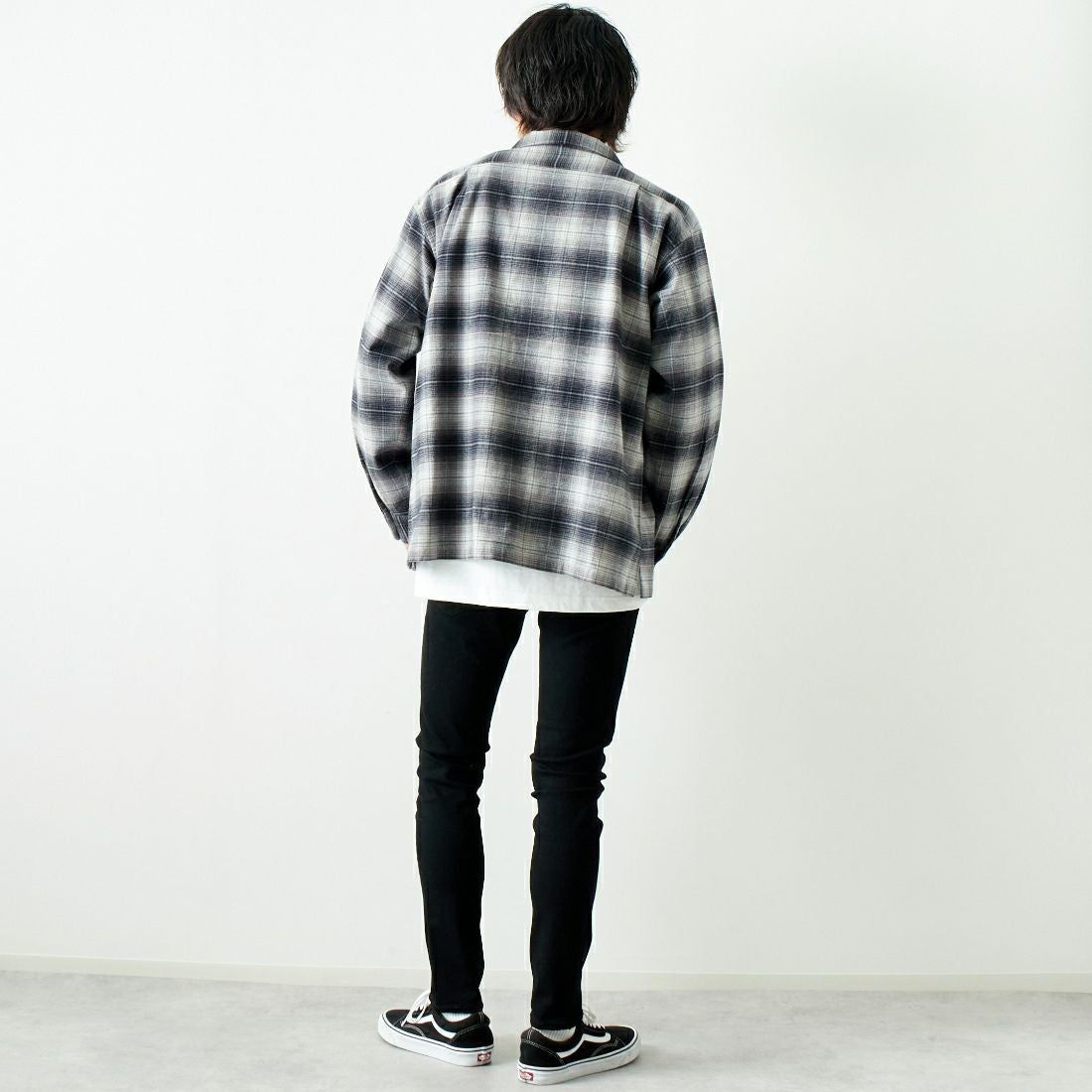 YANUK [ヤヌーク] タイトスリム NEIL/ニール [57243003] OWB &&モデル身長：182cm 着用サイズ：29&&