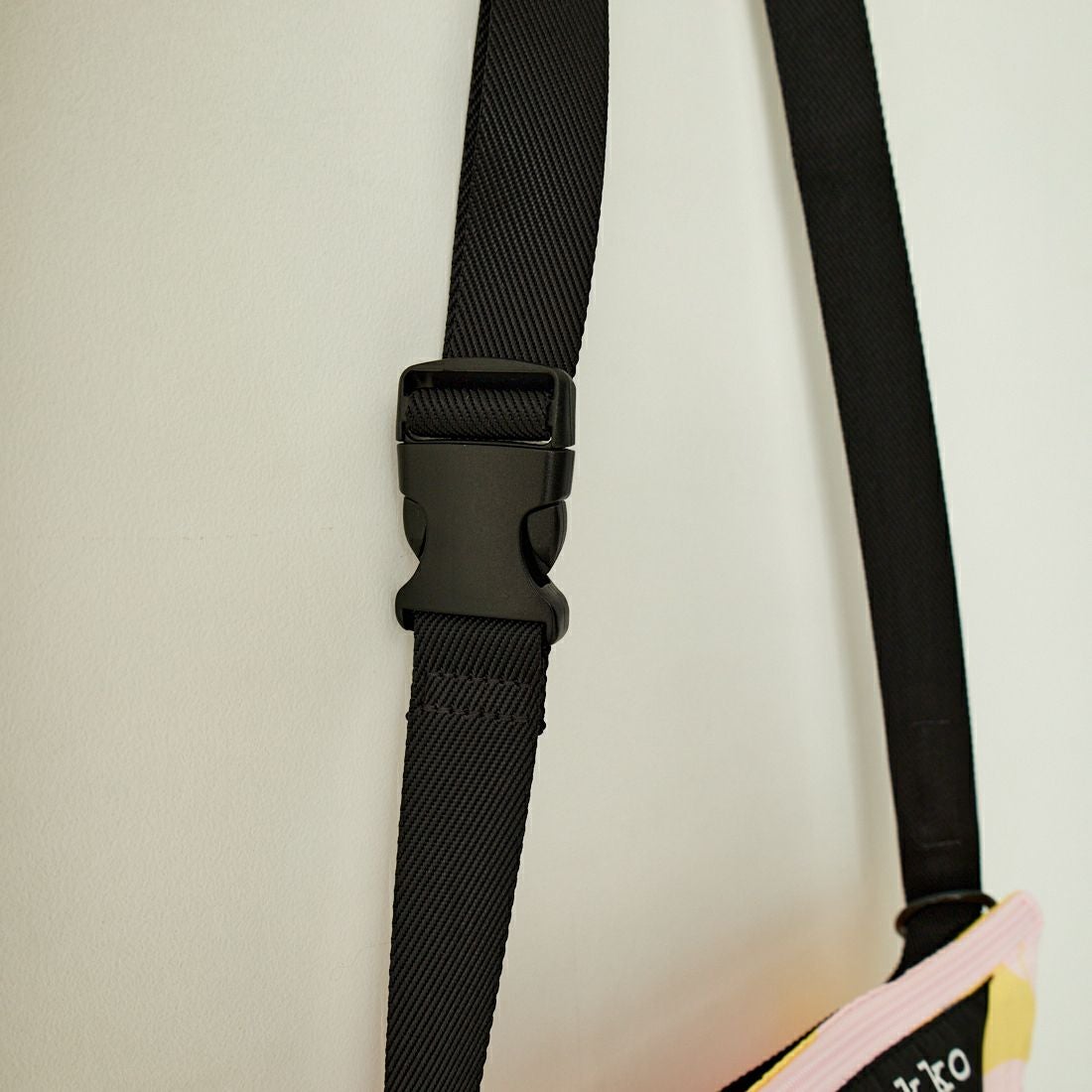 marimekko [マリメッコ] Neat Crossbody Unikko S ショルダーバッグ [52244-2-93401] 70 ﾋﾟﾝｸ