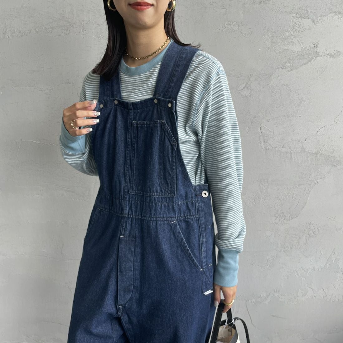 Health knit [ヘルスニット] 別注 クルーネック ワッフルボーダーカットソー [HR24F-L021IN-JF] BLU/OFF BD &&モデル身長：163cm 着用サイズ：F&&