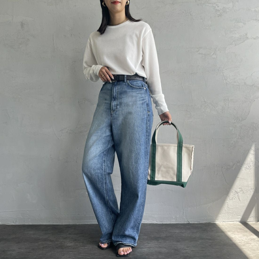 Health knit [ヘルスニット] 別注 クルーネック ワッフルボーダーカットソー [HR24F-L021IN-JF] WHITE &&モデル身長：163cm 着用サイズ：F&&