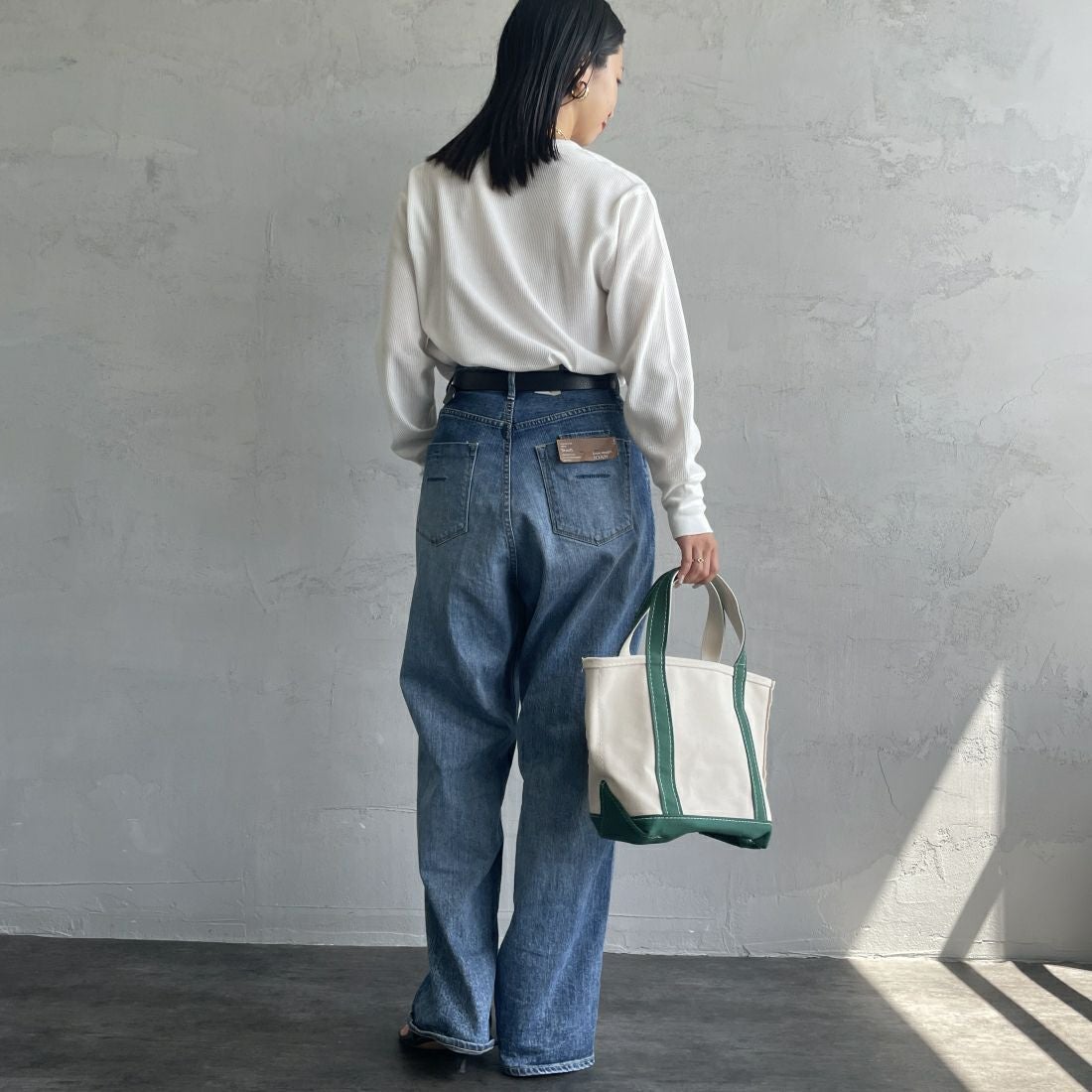 Health knit [ヘルスニット] 別注 クルーネック ワッフルボーダーカットソー [HR24F-L021IN-JF] WHITE &&モデル身長：163cm 着用サイズ：F&&