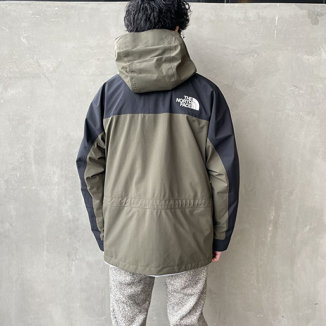 THE NORTH FACE [ザ ノースフェイス] マウンテンライトジャケット