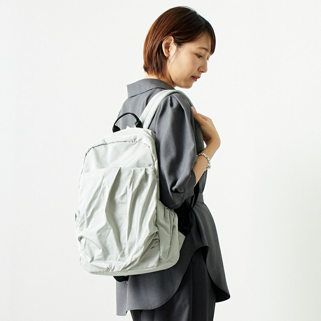 emmi [エミ] エコ撥水ギャザーボディーバックパック [13WGB239304