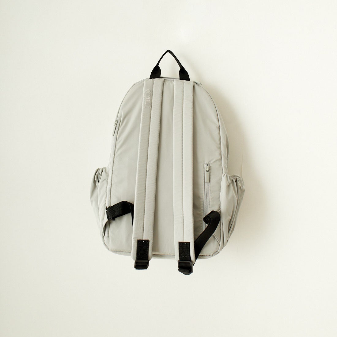 emmi [エミ] エコ撥水ギャザーボディーバックパック [13WGB239304] L.GRY