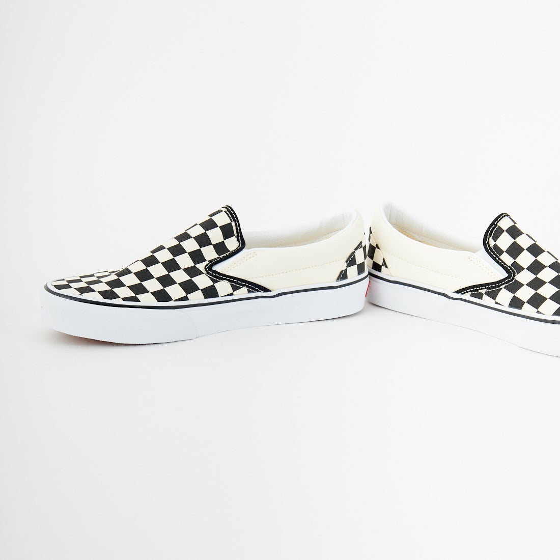 VANS [バンズ] クラシックスリッポン [VN000EYEBWW] B＆W CHCKER