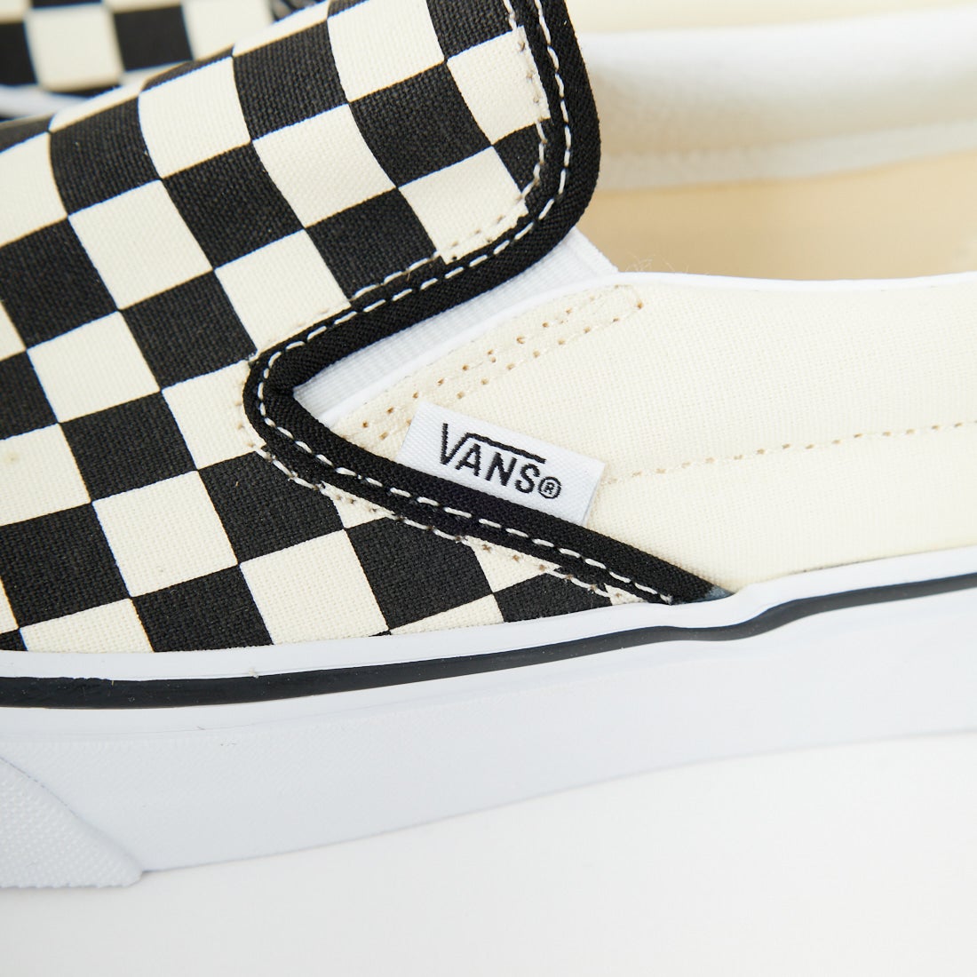 VANS [バンズ] クラシックスリッポン [VN000EYEBWW] B＆W CHCKER