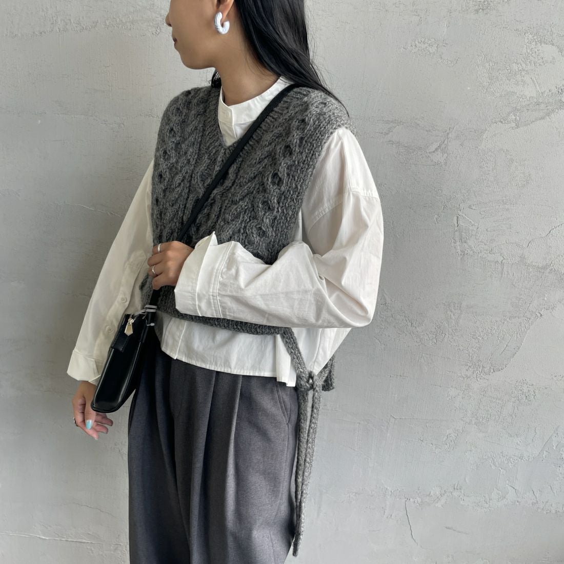 THE NORTH FACE [ザ ノースフェイス] ロングスリーブ ウォータースムースTシャツ [NTW12432] GRAY &&モデル身長：156cm 着用サイズ：F&&