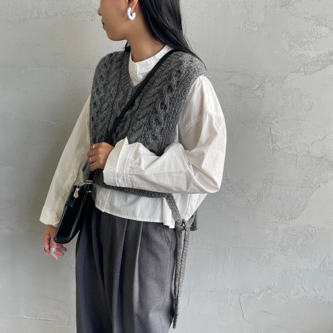 THE NORTH FACE [ザ ノースフェイス] ロングスリーブ ウォータースムースTシャツ [NTW12432] GRAY &&モデル身長：156cm 着用サイズ：F&&