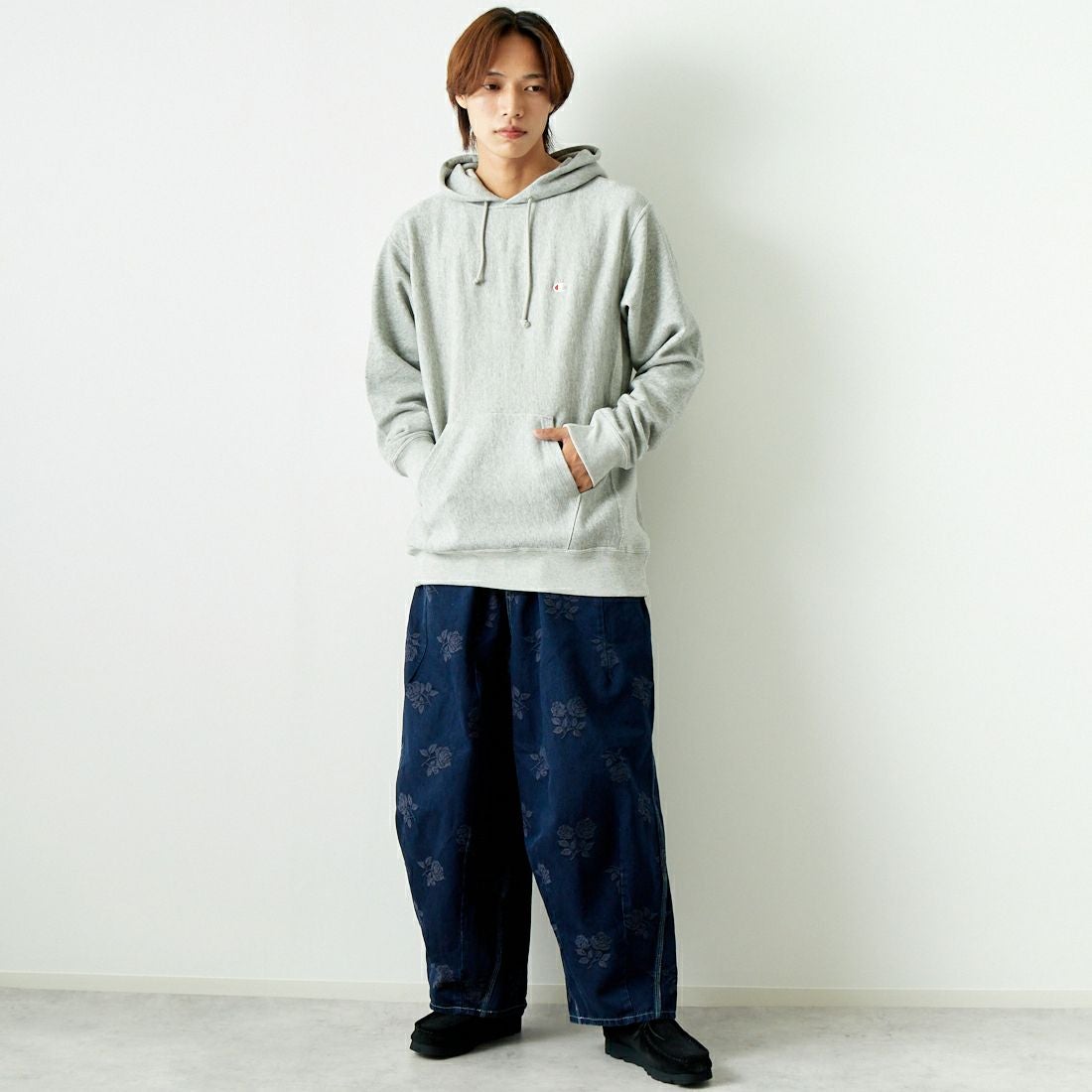 Champion [チャンピオン] リバースウィーブ(R) フーデッドスウェットシャツ [C3-Y131] 070 ｵｯｸｽﾌｫ &&モデル身長：179cm 着用サイズ：XL&&