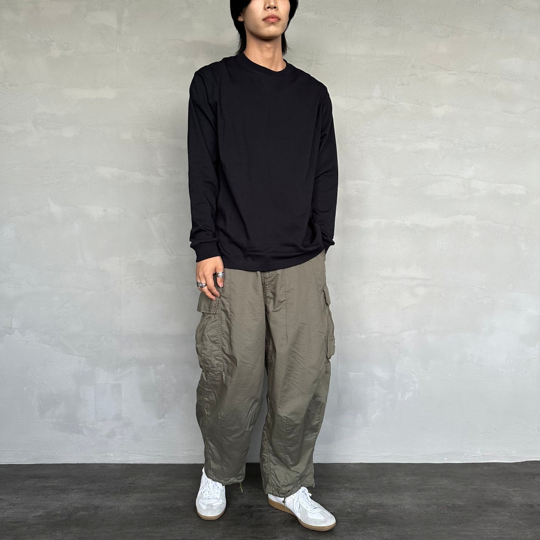 Hanes [ヘインズ] BEEFY ロングスリーブTシャツ [H5186] 090 ﾌﾞﾗｯｸ &&モデル身長：179cm 着用サイズ：XL&&