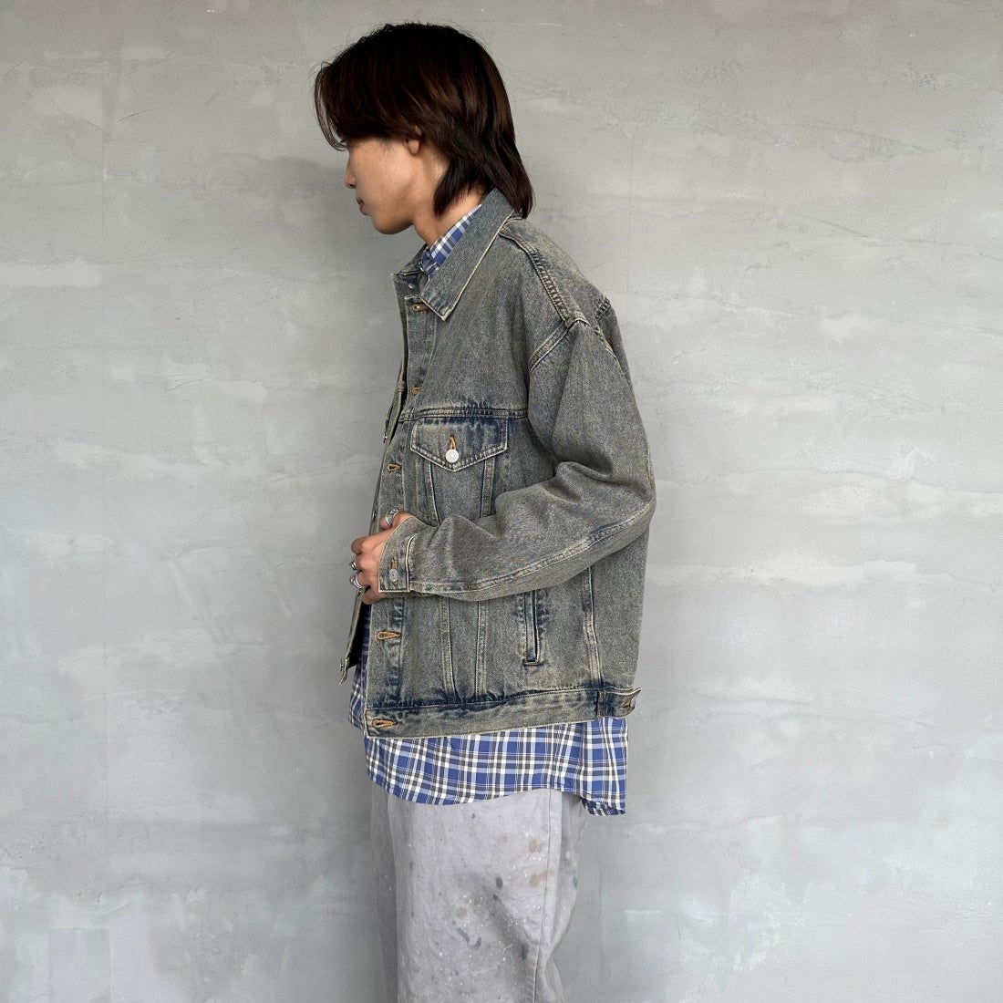 Noir Fabrik [ヌワールファブリック] デニムトラッカージャケット [NF-243-064] T.ACID BLU&&モデル身長：179cm 着用サイズ：L&&