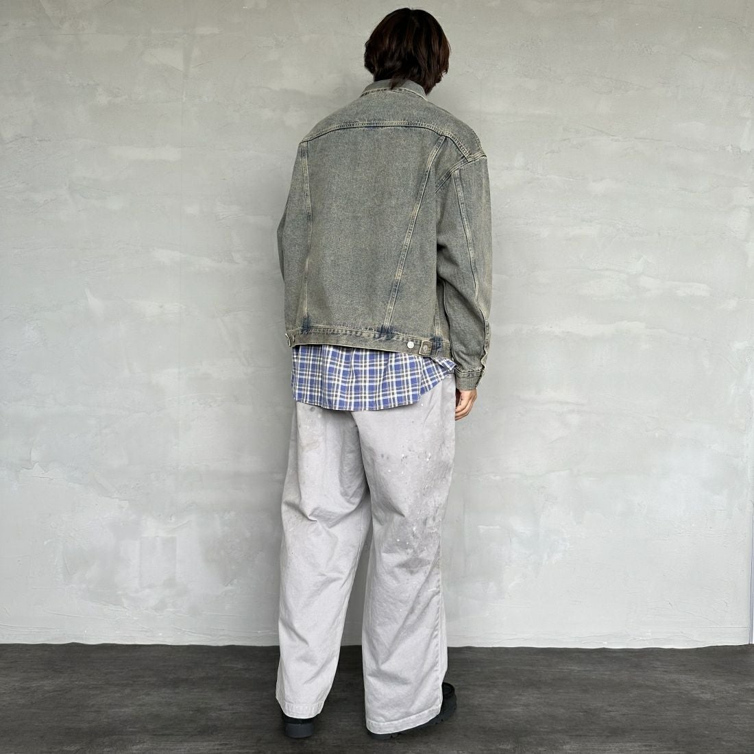 Noir Fabrik [ヌワールファブリック] デニムトラッカージャケット [NF-243-064] T.ACID BLU&&モデル身長：179cm 着用サイズ：L&&