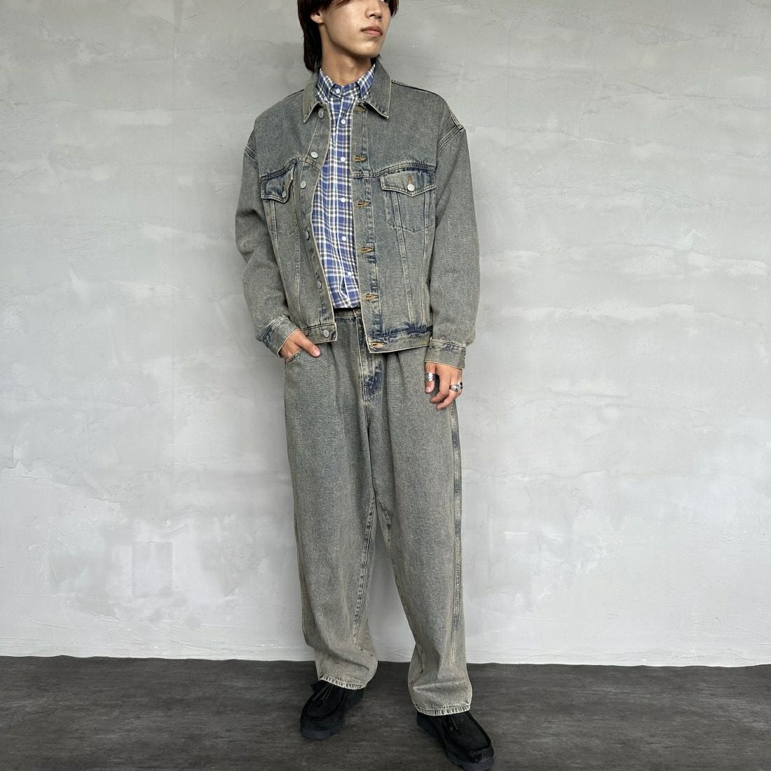 Noir Fabrik [ヌワールファブリック] デニムトラッカージャケット [NF-243-064] T.ACID BLU&&モデル身長：179cm 着用サイズ：L&&