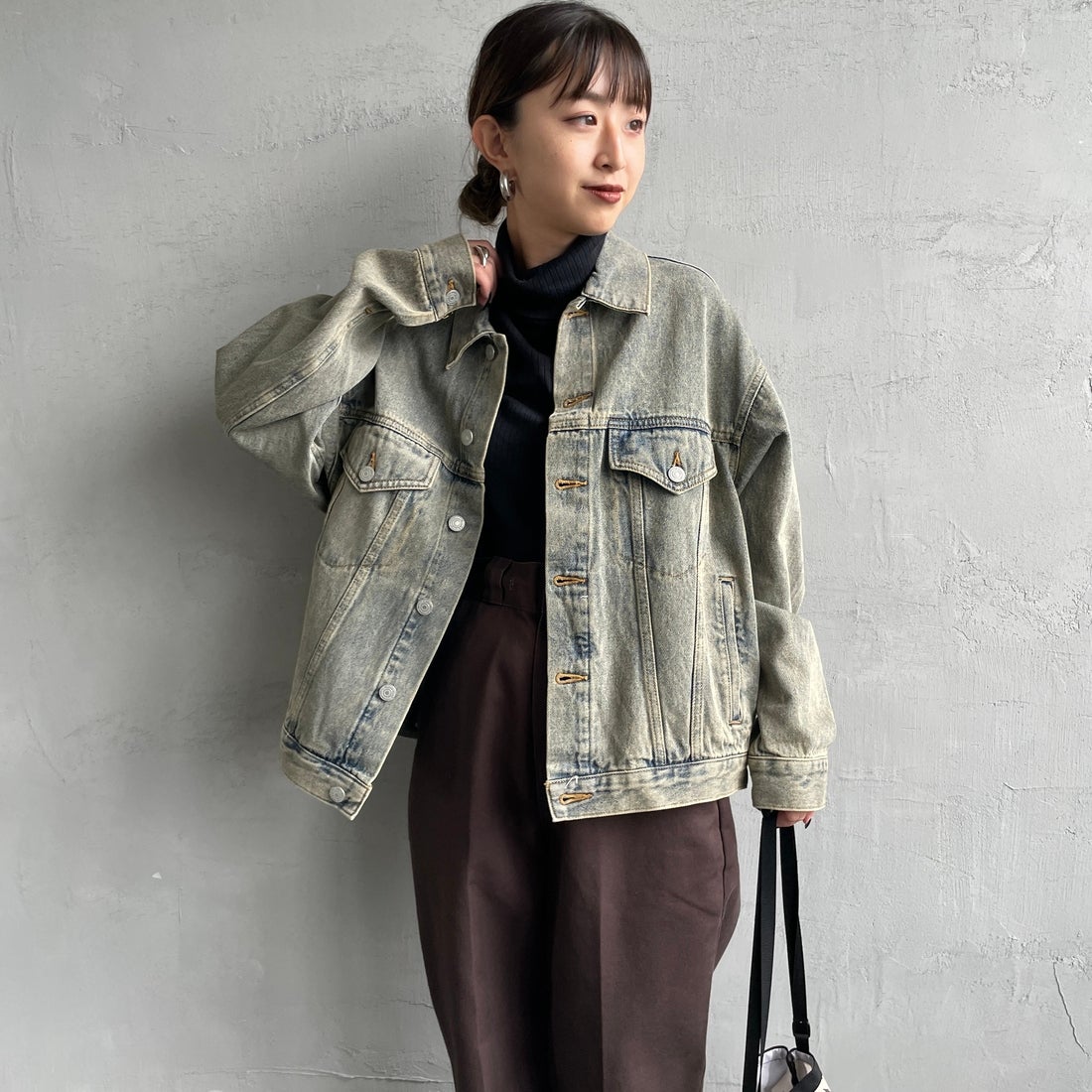 Noir Fabrik [ヌワールファブリック] デニムトラッカージャケット [NF-243-064] T.ACID BLU &&モデル身長：150cm 着用サイズ：XS&&