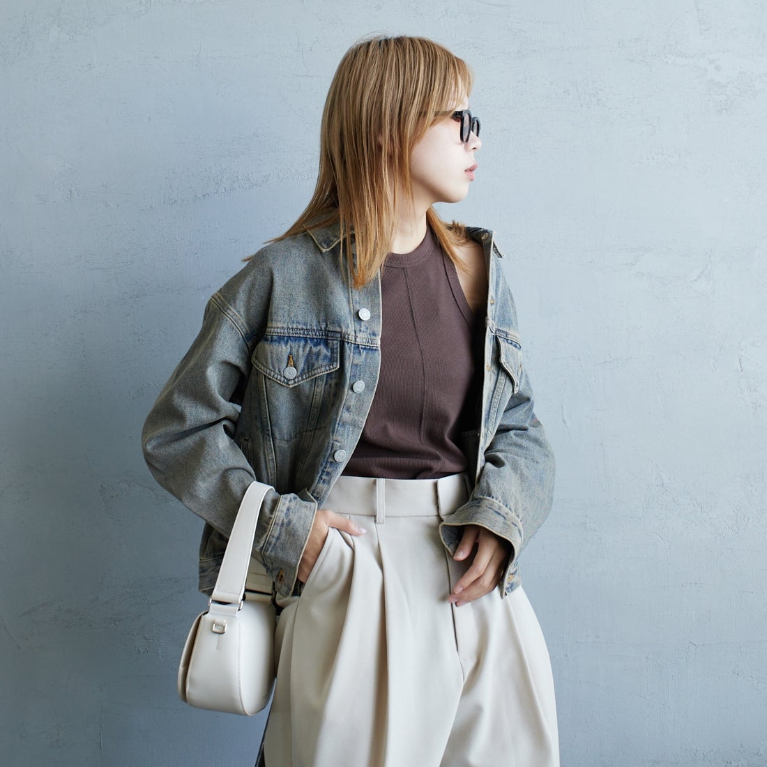 Noir Fabrik [ヌワールファブリック] デニムトラッカージャケット [NF-243-064] T.ACID BLU &&モデル身長：167cm 着用サイズ：XS&&