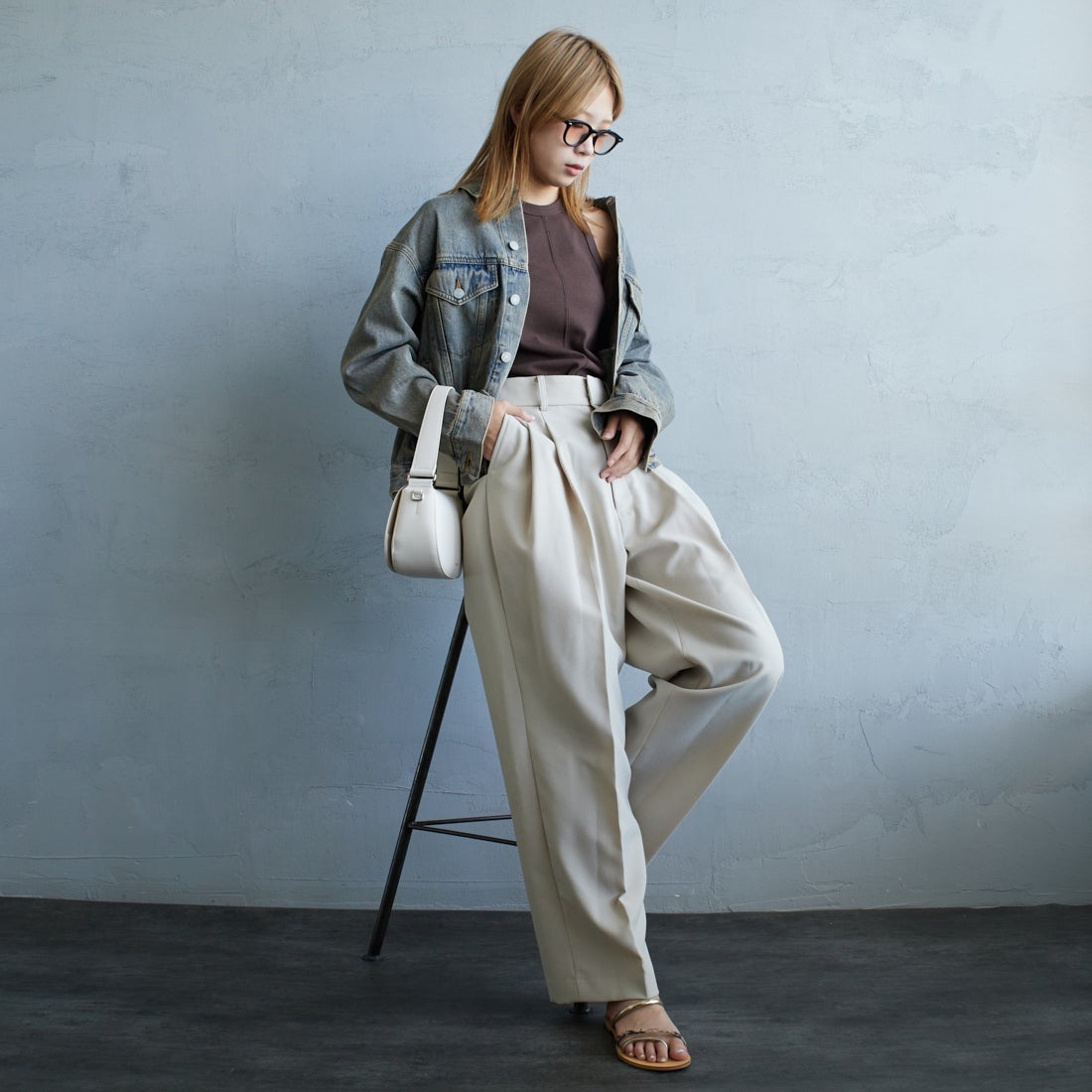 Noir Fabrik [ヌワールファブリック] デニムトラッカージャケット [NF-243-064] T.ACID BLU &&モデル身長：167cm 着用サイズ：XS&&