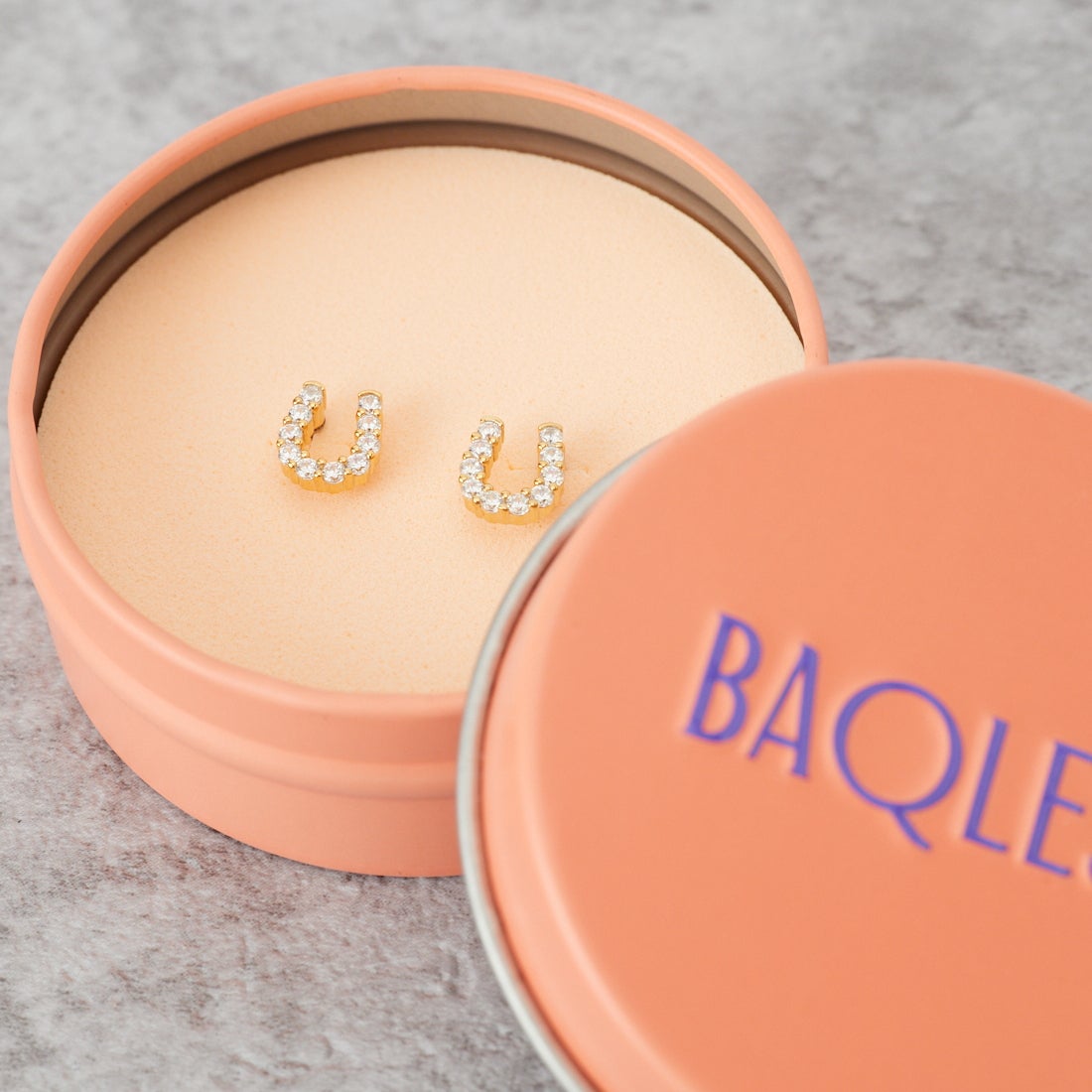 Baqless [バックレス] オネストリー アリーナピアス [CZ-AL-WH] GOLD