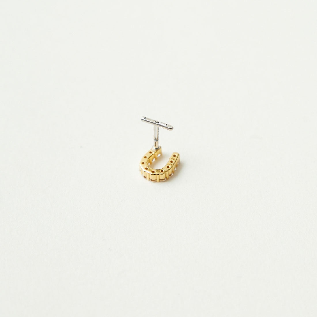 Baqless [バックレス] オネストリー アリーナピアス [CZ-AL-WH] GOLD