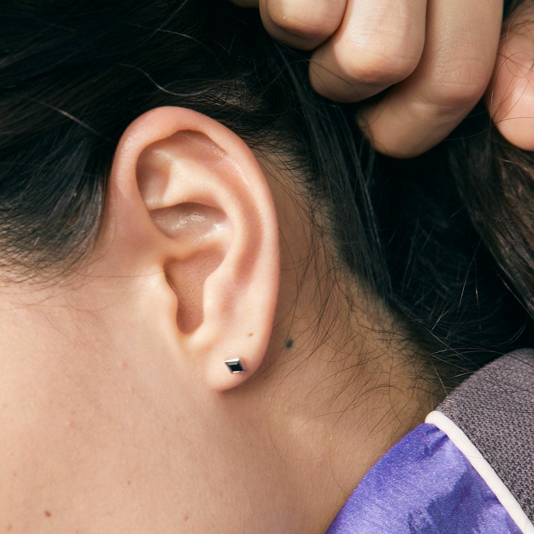 Baqless [バックレス] アミティー オニキスシルバーピアス [AM-ON-SV] SILVER