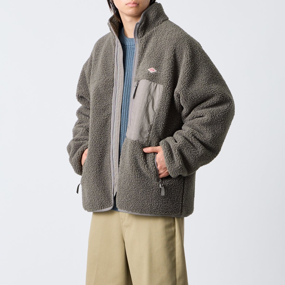 GREY&&モデル身長：177cm 着用サイズ：L&&