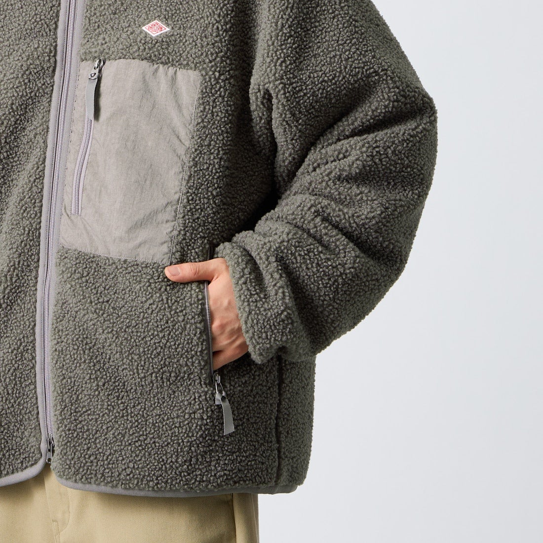 DANTON [ダントン] スタンドカラーボアジャケット [DT-A0195LBA] GREY &&モデル身長：177cm 着用サイズ：L&&