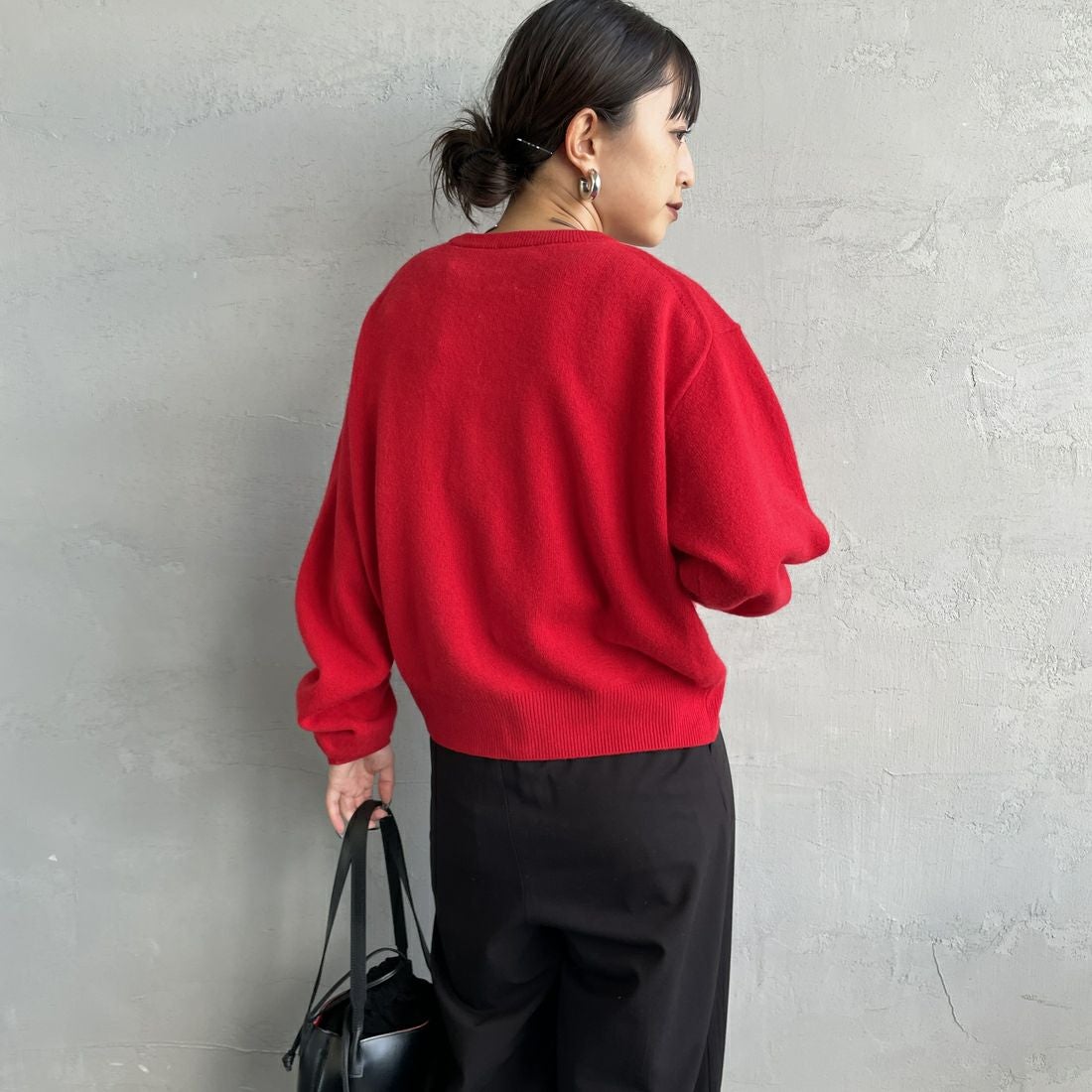 DANTON [ダントン] ラムウール クルーネックカーディガン [DT-D0031LMW] RED &&モデル身長：150cm 着用サイズ：34&&