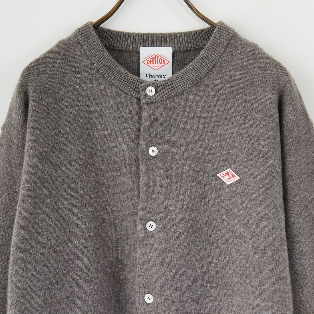 DANTON [ダントン] ラムウール クルーネックカーディガン [DT-D0031LMW] TAUPE