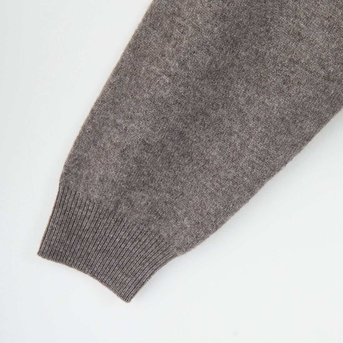 DANTON [ダントン] ラムウール クルーネックカーディガン [DT-D0031LMW] TAUPE