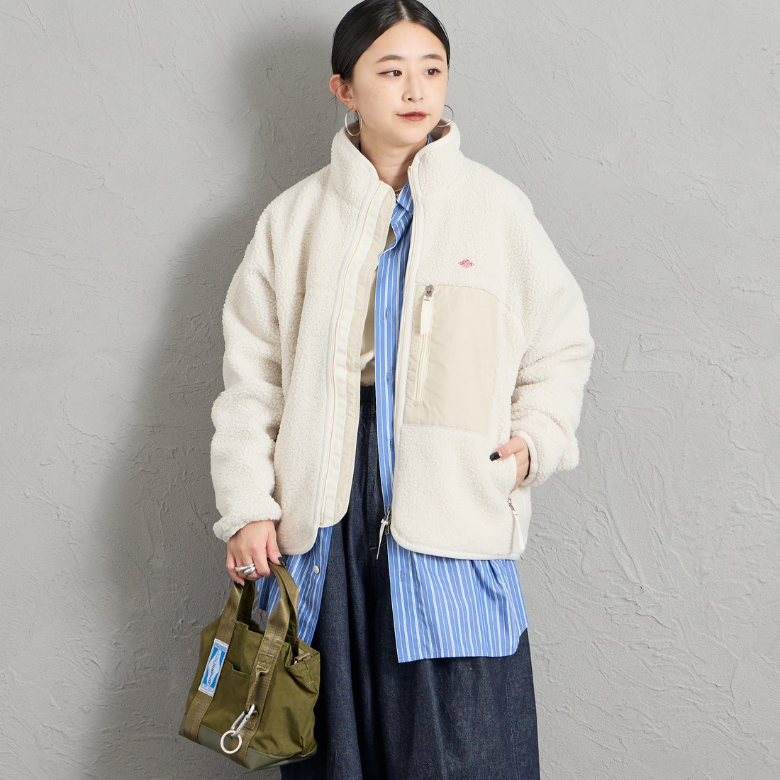 DANTON [ダントン] スタンドカラーボアジャケット [DT-A0194LBA] OYSTER &&モデル身長：150cm 着用サイズ：S&&