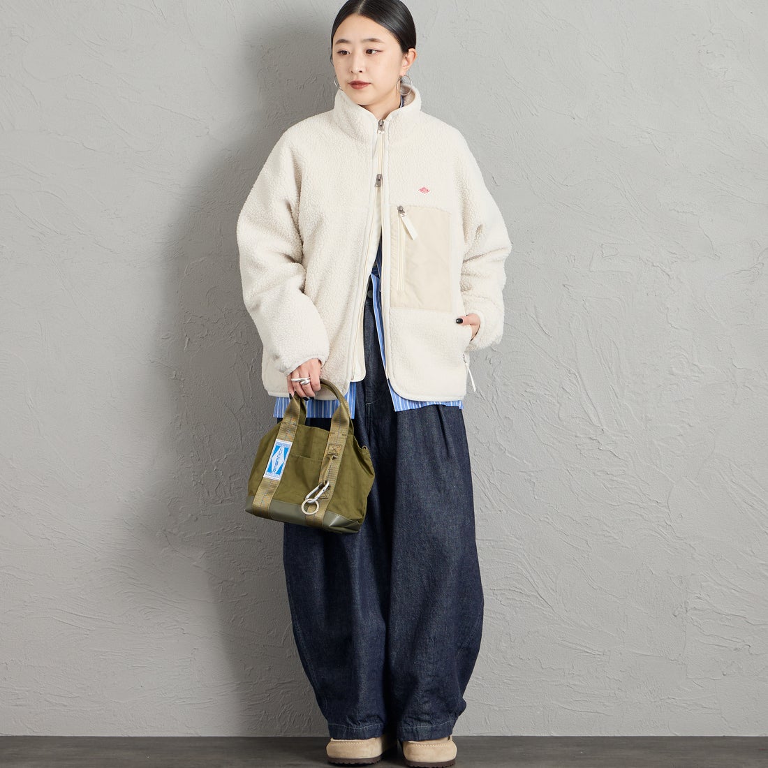 DANTON [ダントン] スタンドカラーボアジャケット [DT-A0194LBA] OYSTER &&モデル身長：150cm 着用サイズ：S&&