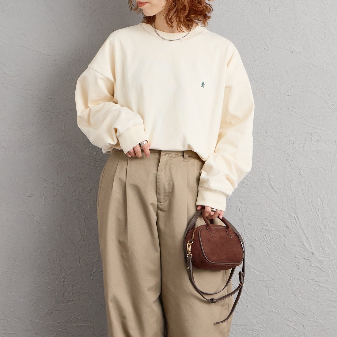 Gymphlex [ジムフレックス] ヘビーウェイトジャージー ロングスリーブTシャツ [GY-C0389HWJ] ECRU &&モデル身長：158cm 着用サイズ：S&&