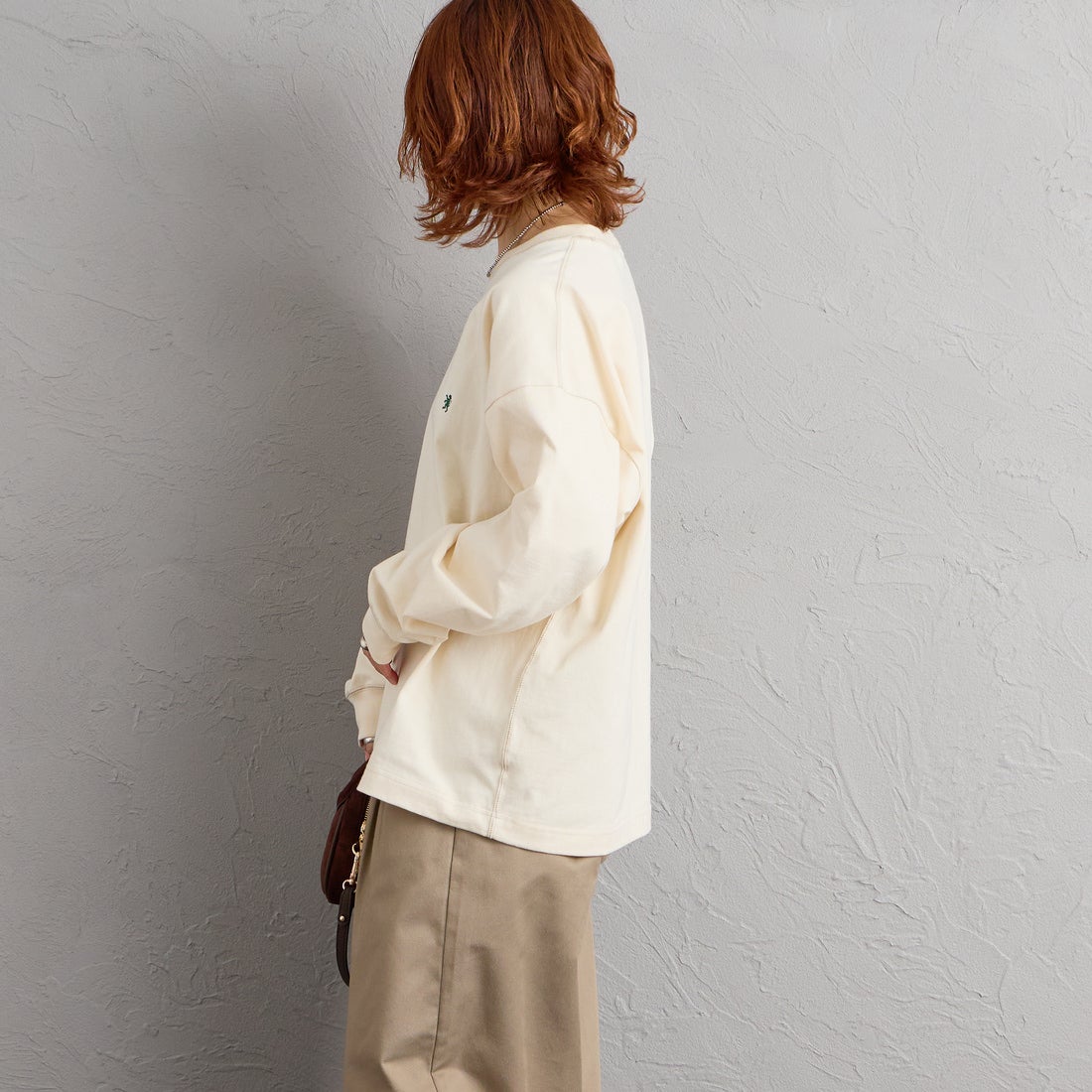 Gymphlex [ジムフレックス] ヘビーウェイトジャージー ロングスリーブTシャツ [GY-C0389HWJ] ECRU &&モデル身長：158cm 着用サイズ：S&&