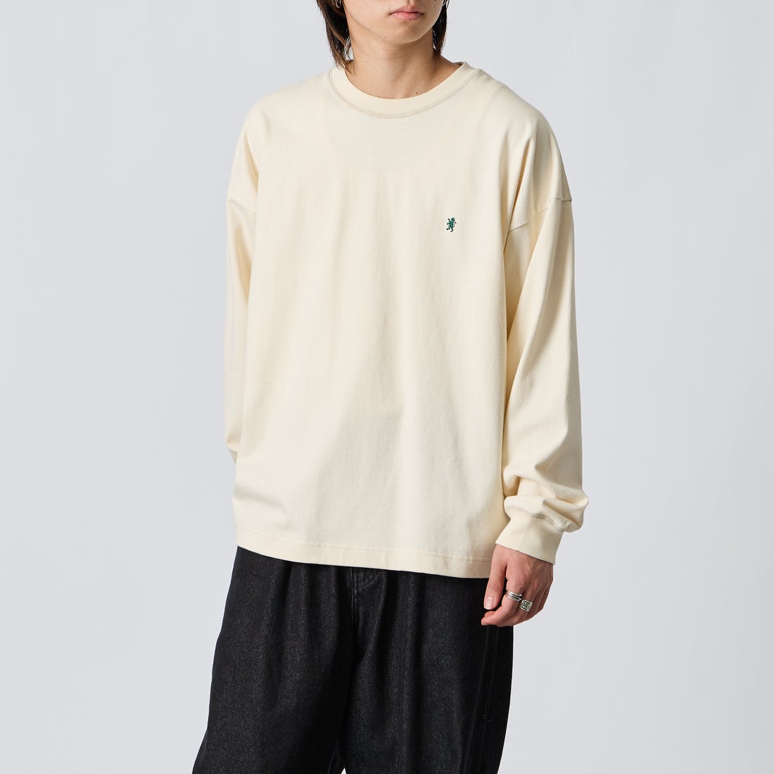 Gymphlex [ジムフレックス] ヘビーウェイトジャージー ロングスリーブTシャツ [GY-C0389HWJ] ECRU &&モデル身長：177cm 着用サイズ：L&&