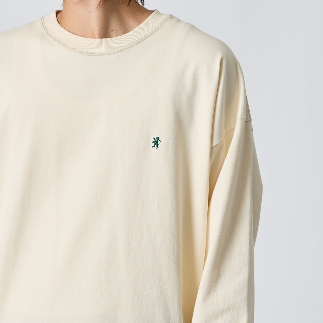 Gymphlex [ジムフレックス] ヘビーウェイトジャージー ロングスリーブTシャツ [GY-C0389HWJ] ECRU &&モデル身長：177cm 着用サイズ：L&&