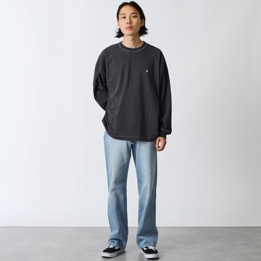 Gymphlex [ジムフレックス] ヘビーウェイトジャージー ロングスリーブTシャツ [GY-C0389HWJ] COAL GREY &&モデル身長：175cm 着用サイズ：L&&