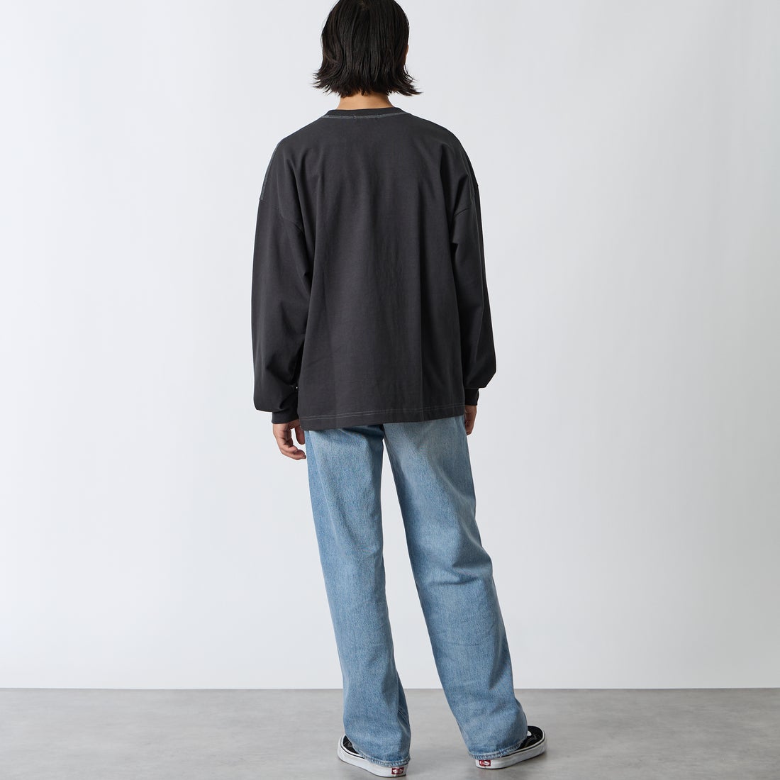 Gymphlex [ジムフレックス] ヘビーウェイトジャージー ロングスリーブTシャツ [GY-C0389HWJ] COAL GREY &&モデル身長：175cm 着用サイズ：L&&