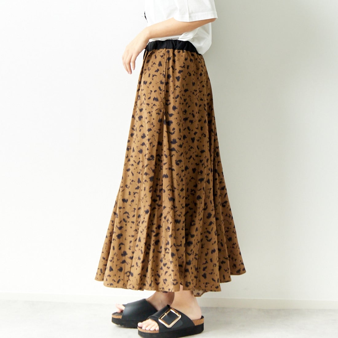 Jeans Factory Clothes [ジーンズファクトリークローズ] レオパード柄フレアスカート [147503] 77 ﾌﾞﾗｳﾝ &&モデル身長：167cm 着用サイズ：F&&